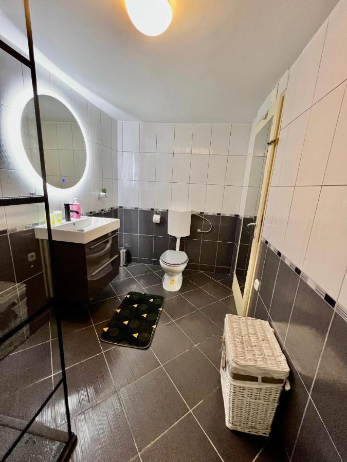 Apartment Nikolina Trogir Bagian luar foto