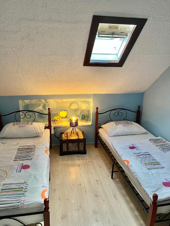 Apartment Nikolina Trogir Bagian luar foto