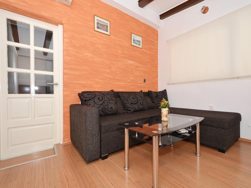 Apartment Nikolina Trogir Bagian luar foto
